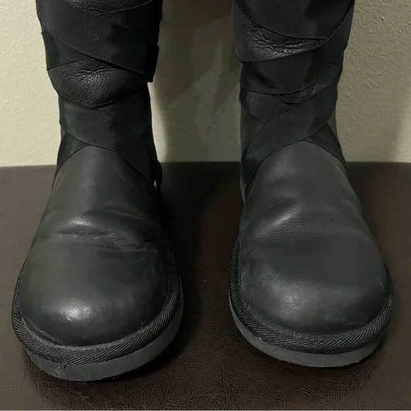 UGG Australia Tall Lace Ribbon Black Leather Sherpa Lined Boots Size 8 - Picture 9 of 13